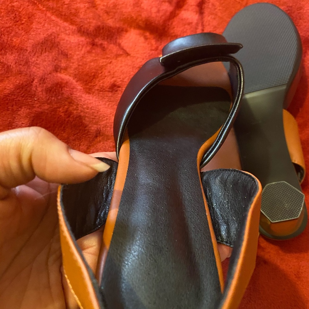 Sandals - Picture 7 of 10
